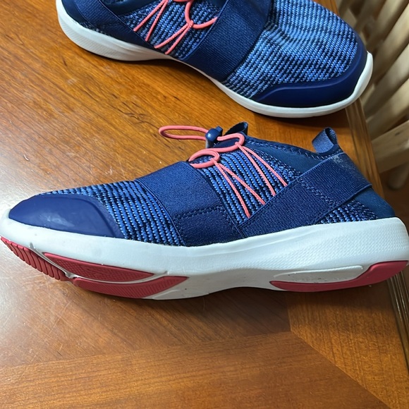 Vionic Berlin Slip On Sneakers Supportive Slip In Breathable Mesh Walking - Picture 5 of 6